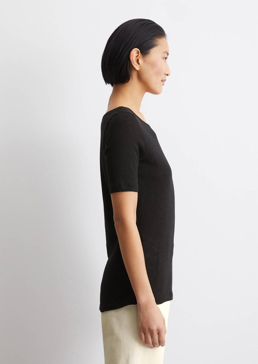 Regular slub jersey T-shirt with a bateau neckline