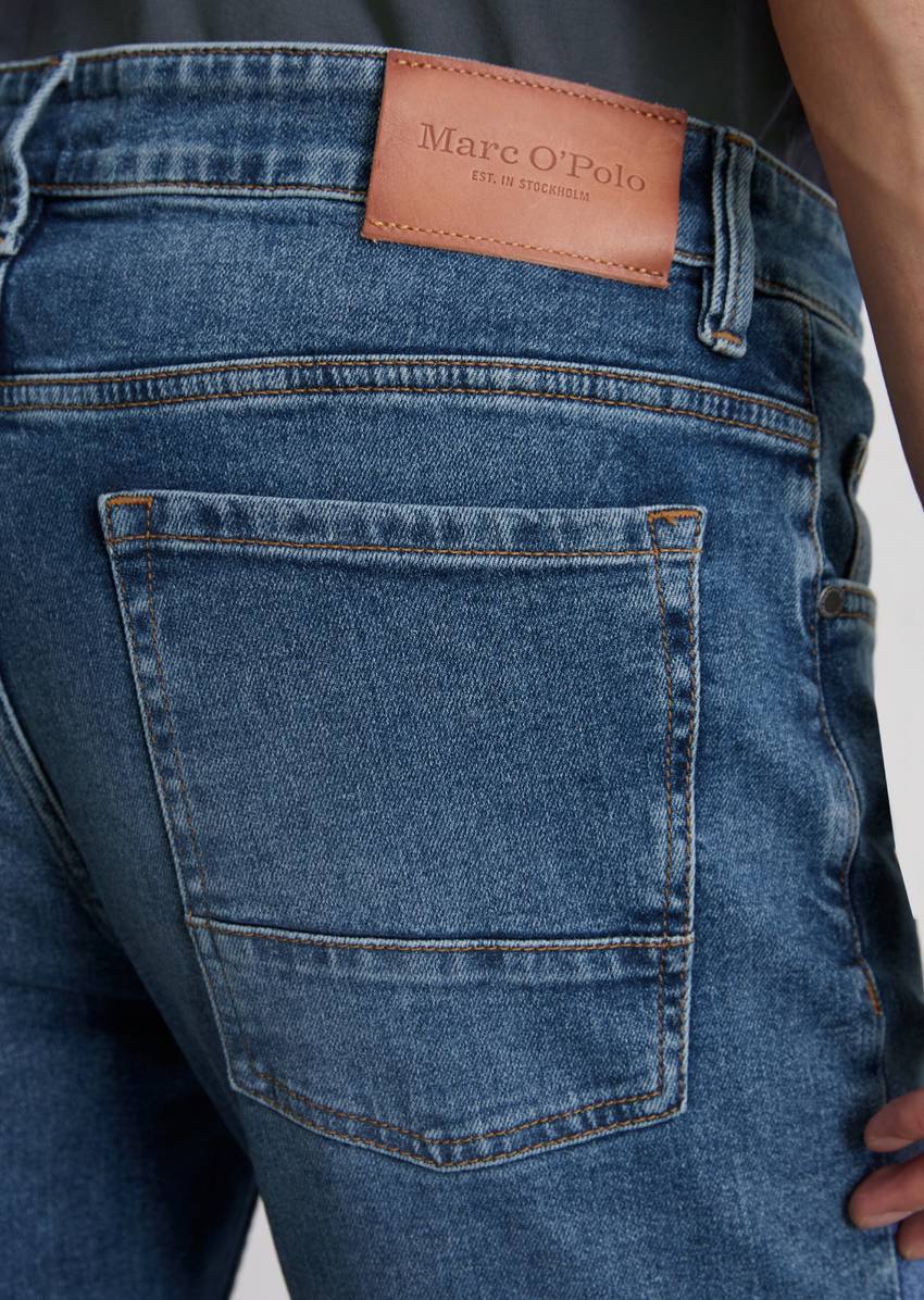 Jeans model Sjöbo shaped made from a stretchy organic cotton blend