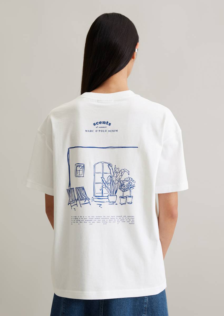 Basic relaxed T-shirt made from organic cotton