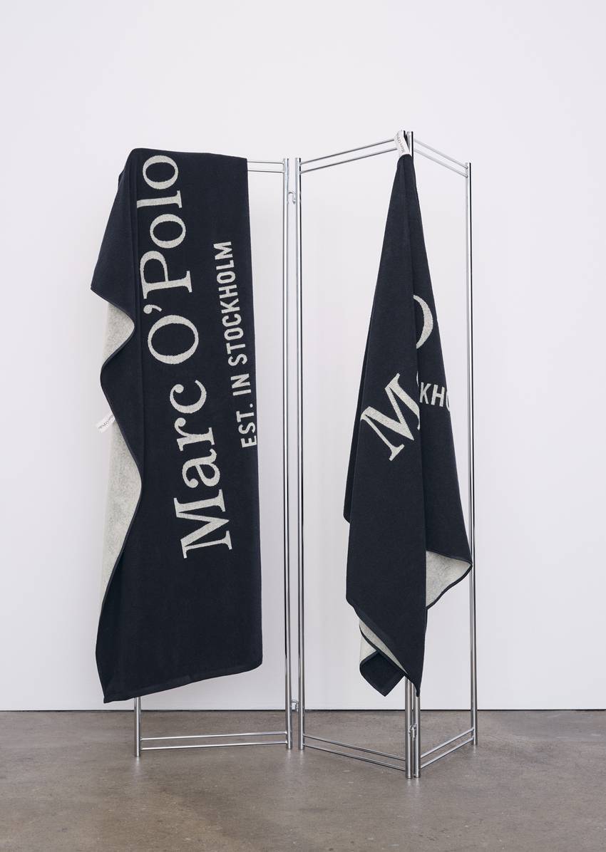 Statement bath towel made from pure organic cotton