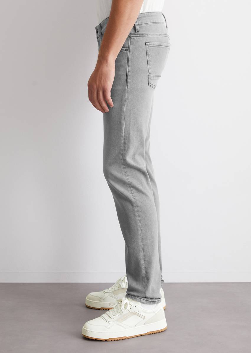 Jeans model Sjöbo shaped made from an organic cotton blend