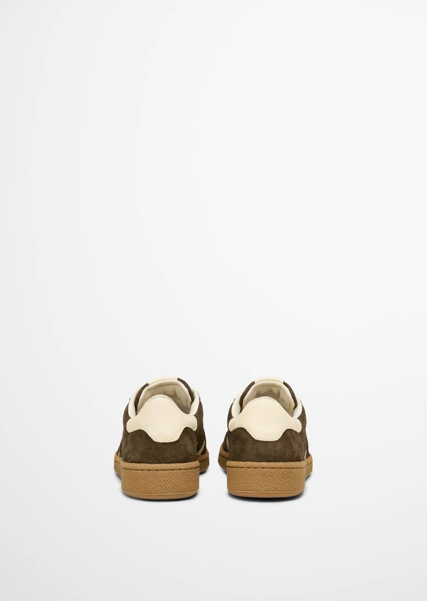 Sneaker made of cowhide in cord look