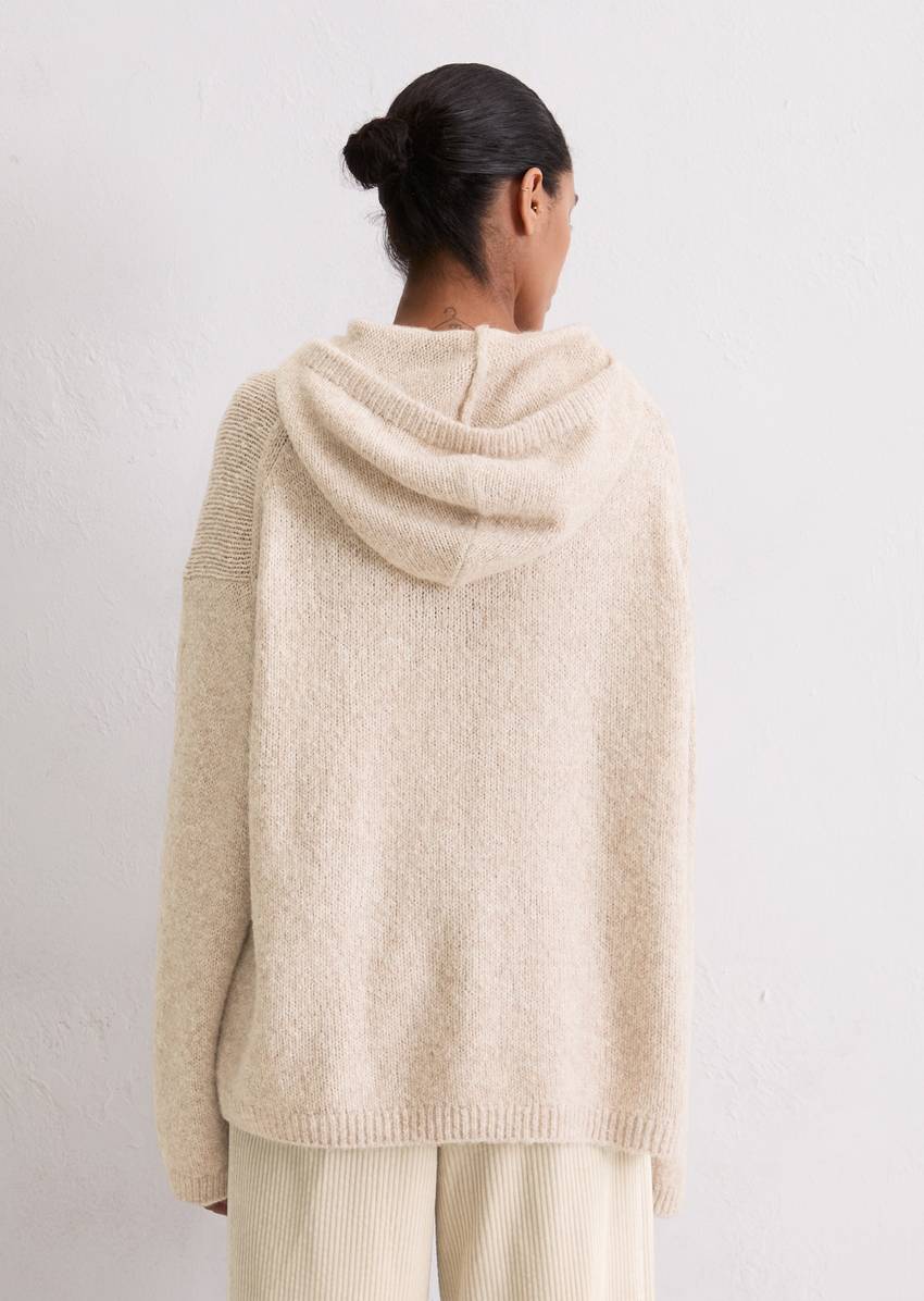 Oversized hoodie made from an organic cotton/alpaca/virgin wool mix
