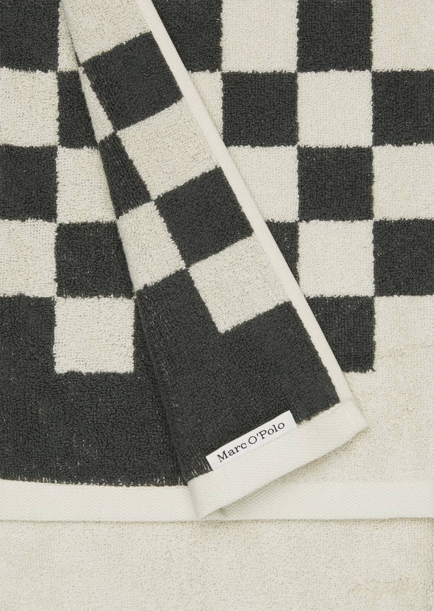 Towel Model Checker with jacquard check pattern