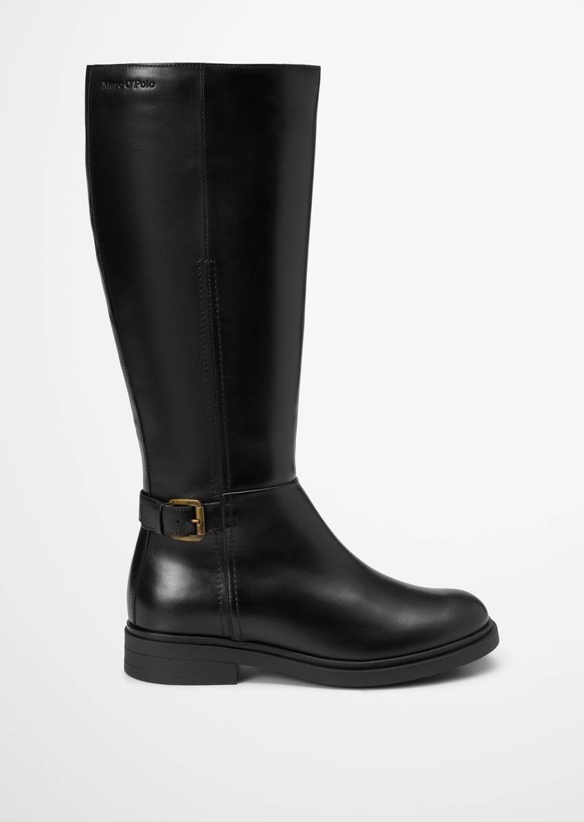 Long-shaft boots made from fine sheepskin