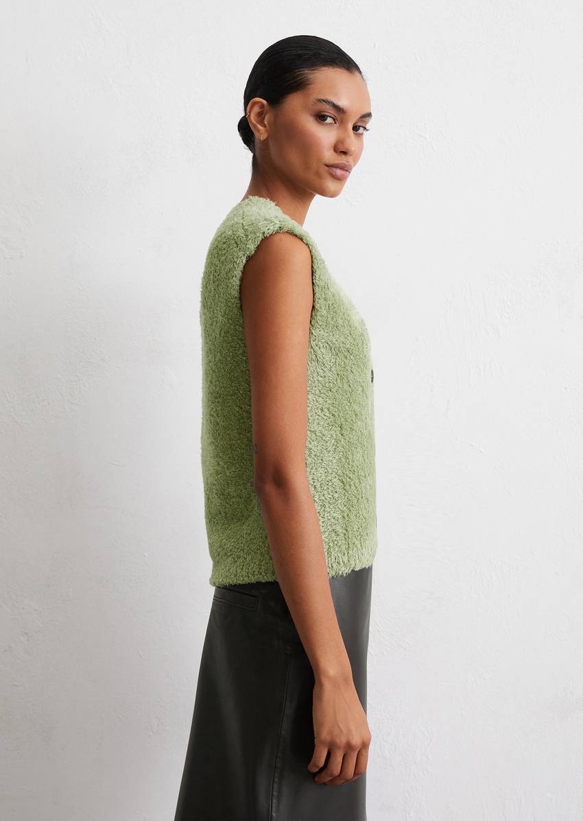 Fuzzy knit vest regular made from fluffy cotton yarn