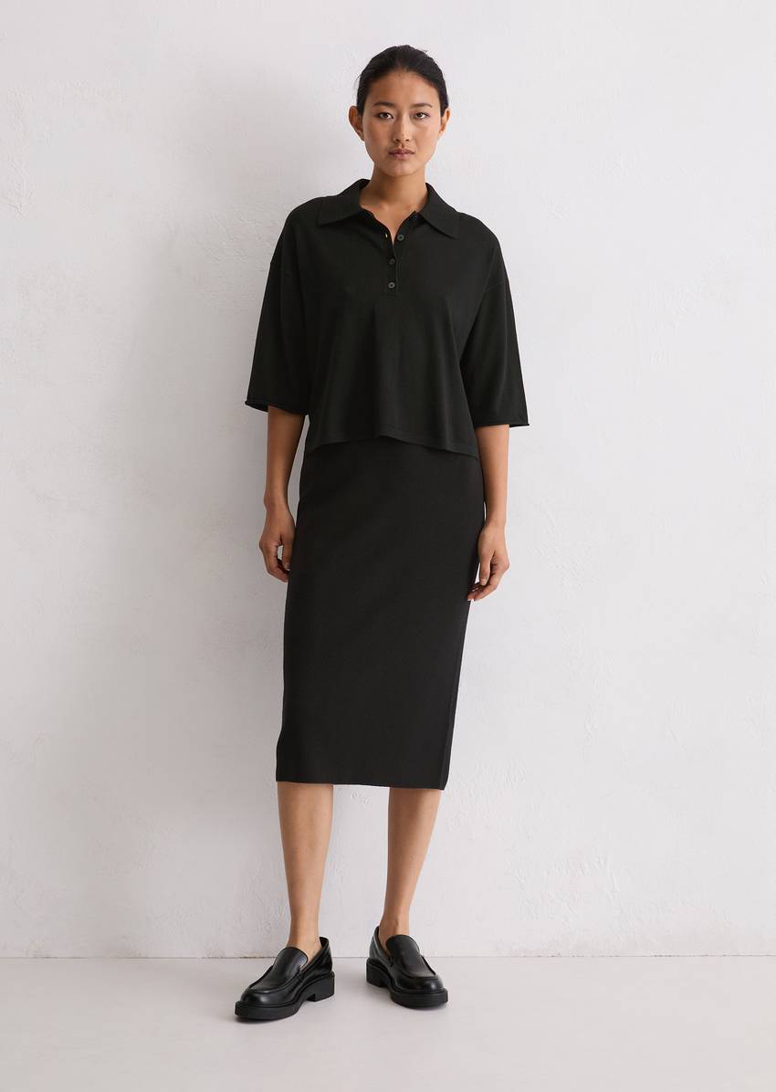 Rib knit skirt shaped made from a soft virgin wool blend