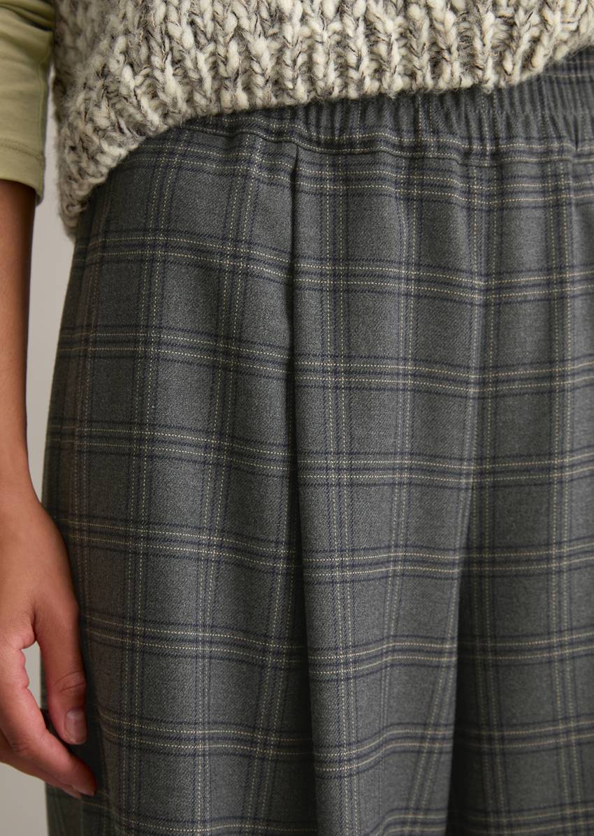 Check trousers wide with recycled polyester and viscose