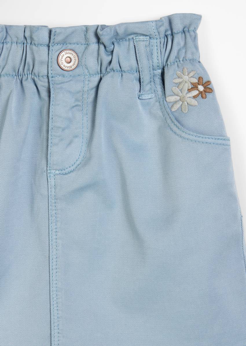 KIDS-GIRLS denim skirt with embroidered flowers