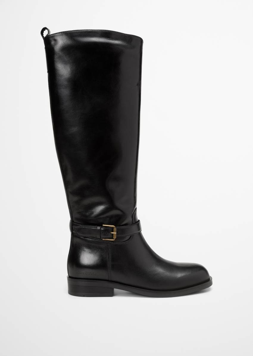 Long-shaft boots with riding boot character