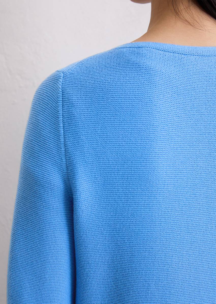 Sweater slim made from organic cotton
