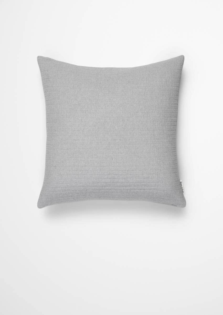 Decorative cushion model Viggo made from a soft cotton blend