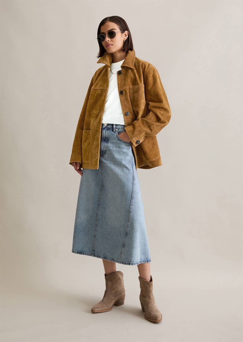 Relaxed suede jacket in barn jacket style
