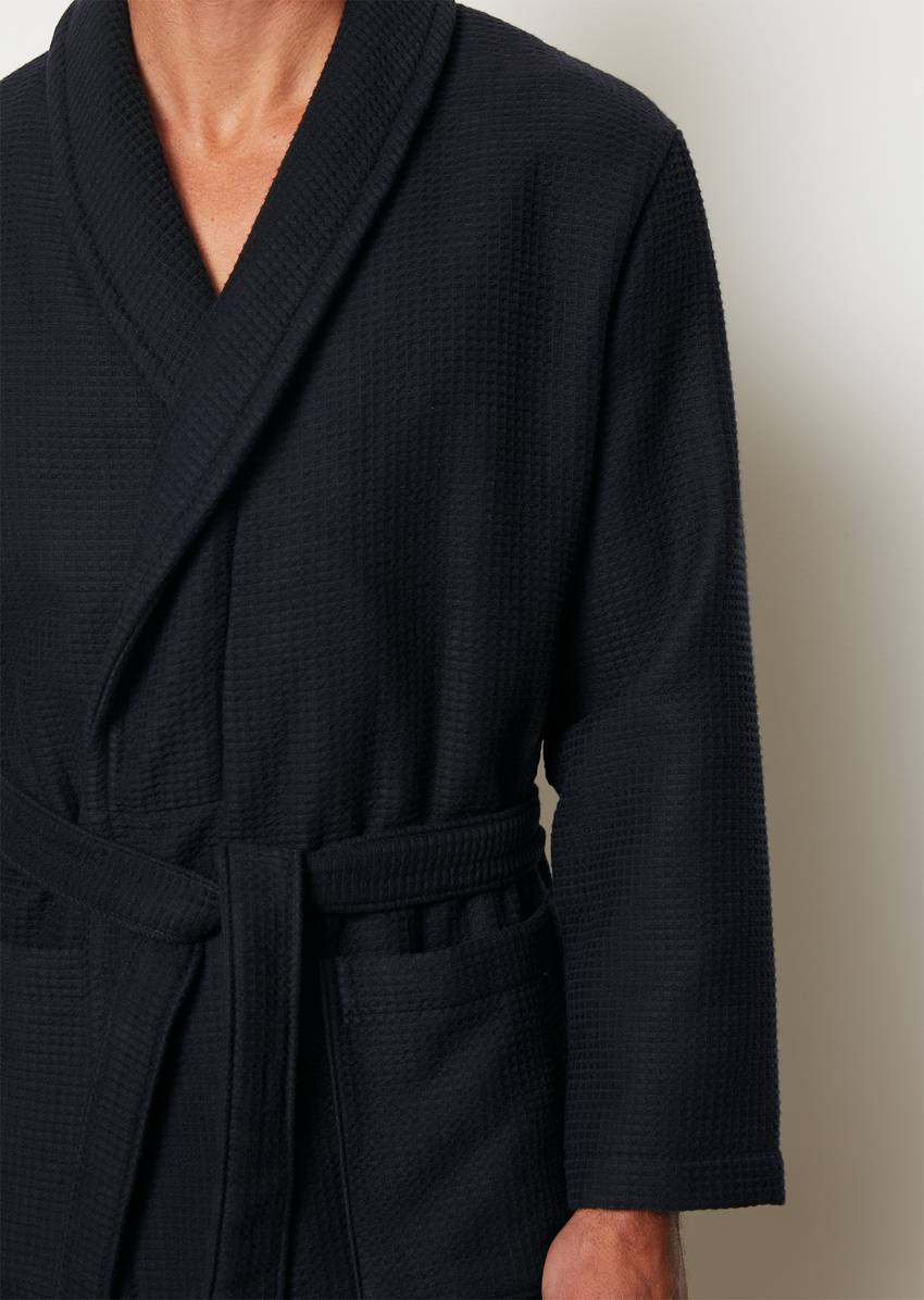 Premium men bathrobe made of waffle piqué and terry inside