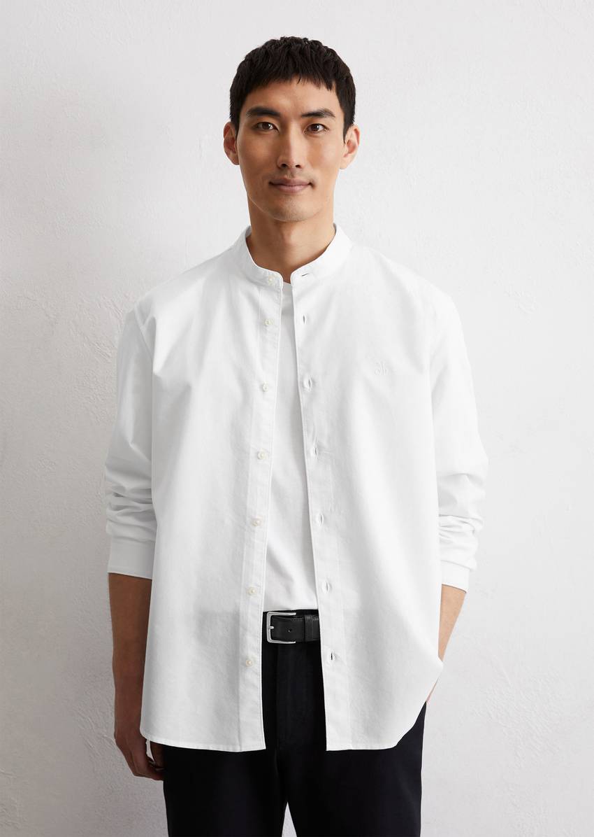 Regular shirt with stand-up collar