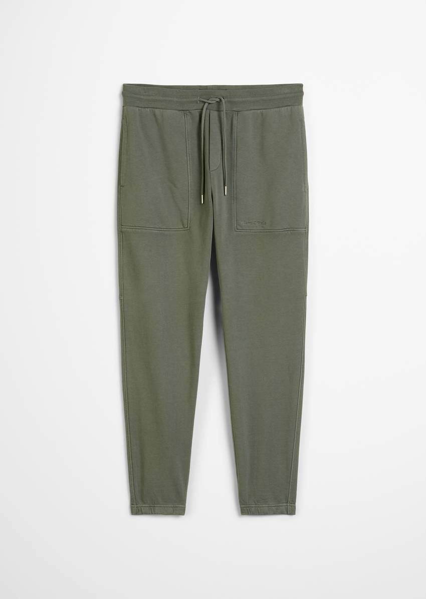 Regular sweatpants made from recycled cotton