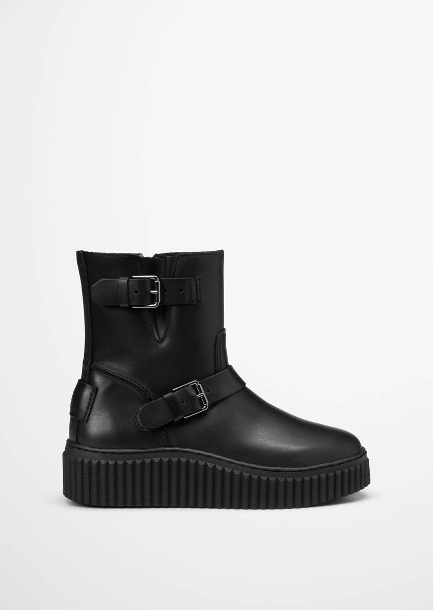 Zipper boot model Bianca with fluffy warm lining