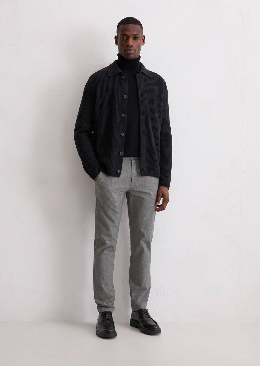 Chino model Stig shaped made from an organic cotton-lyocell mix