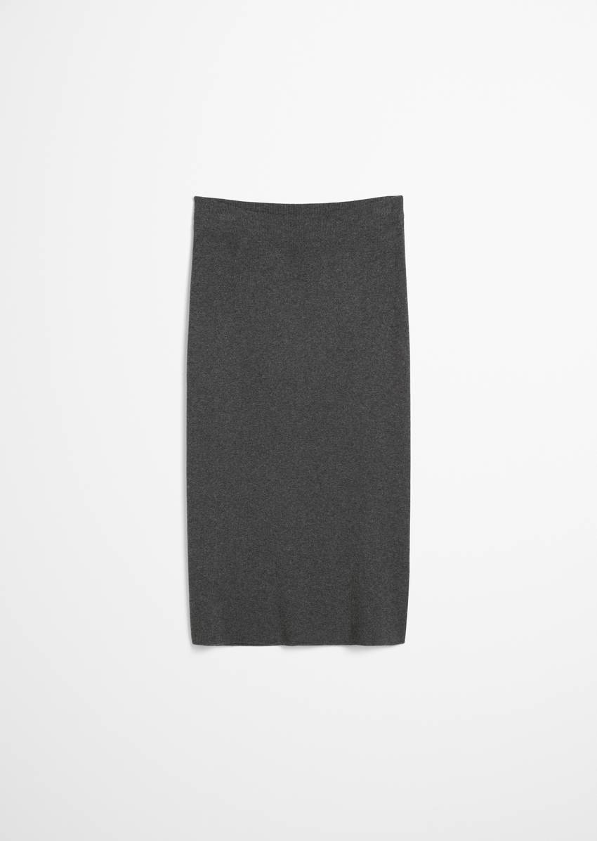 Rib knit skirt shaped made from a soft virgin wool blend