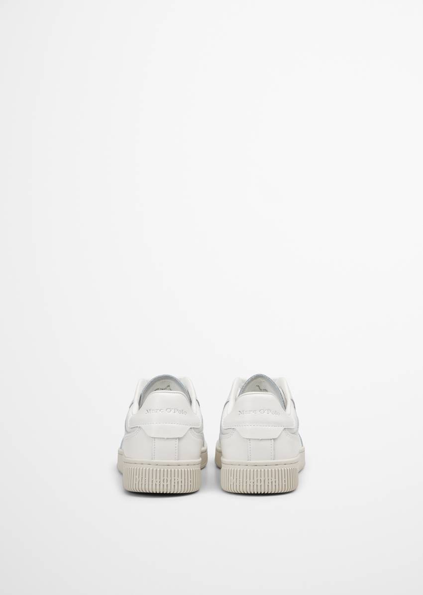 Sneaker made from high-quality cowhide