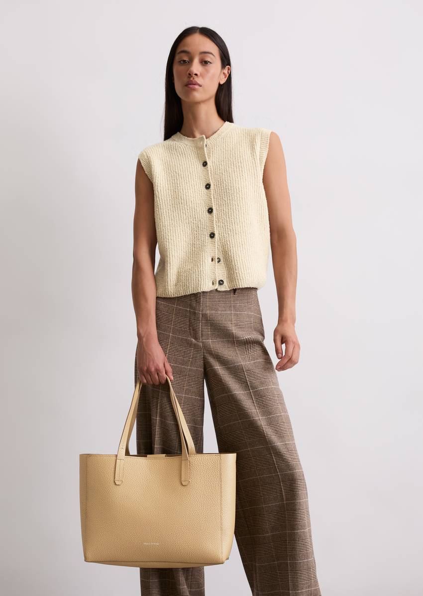 3-in-1 shopper medium made from grained cowhide