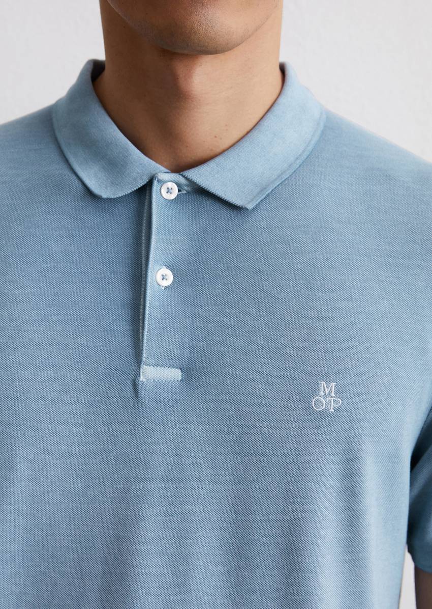 Piqué shaped polo shirt made from organic cotton stretch