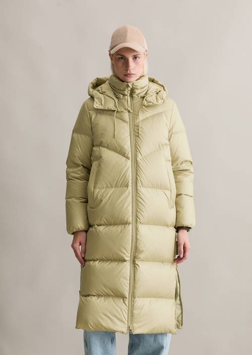 Down puffer coat with hood relaxed made from water-repellent ripstop