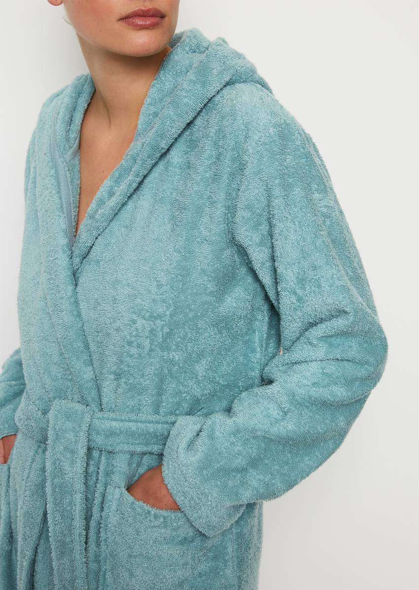 Ladies' bathrobe model Timeless With hood