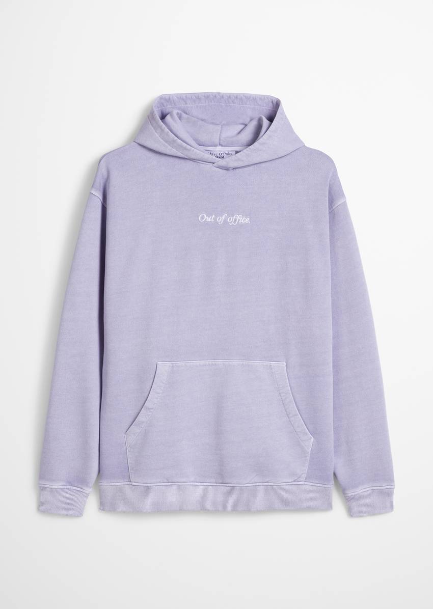 Relaxed logo hoodie made from recycled cotton
