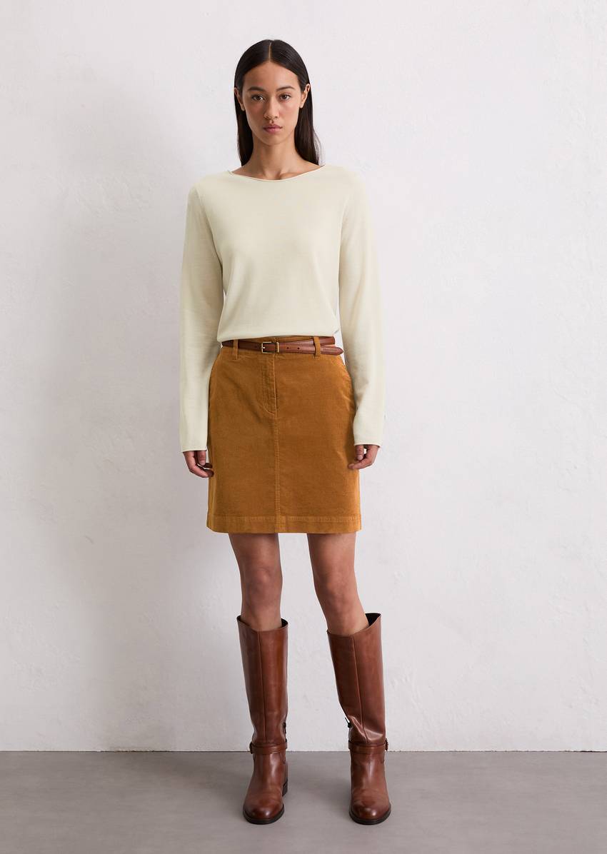 Knitted sweater slim made from soft merino wool