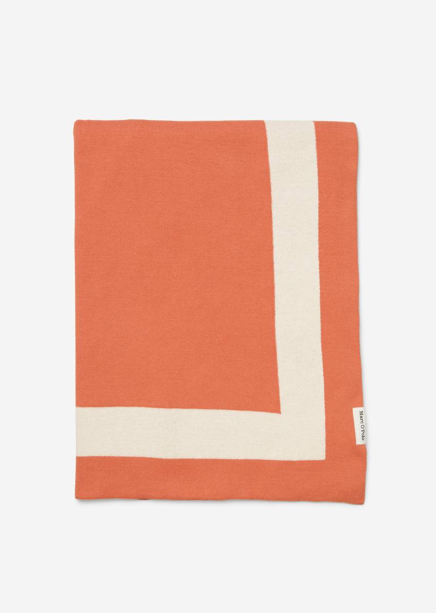 Jacquard statement plaid made from double-knitted organic cotton