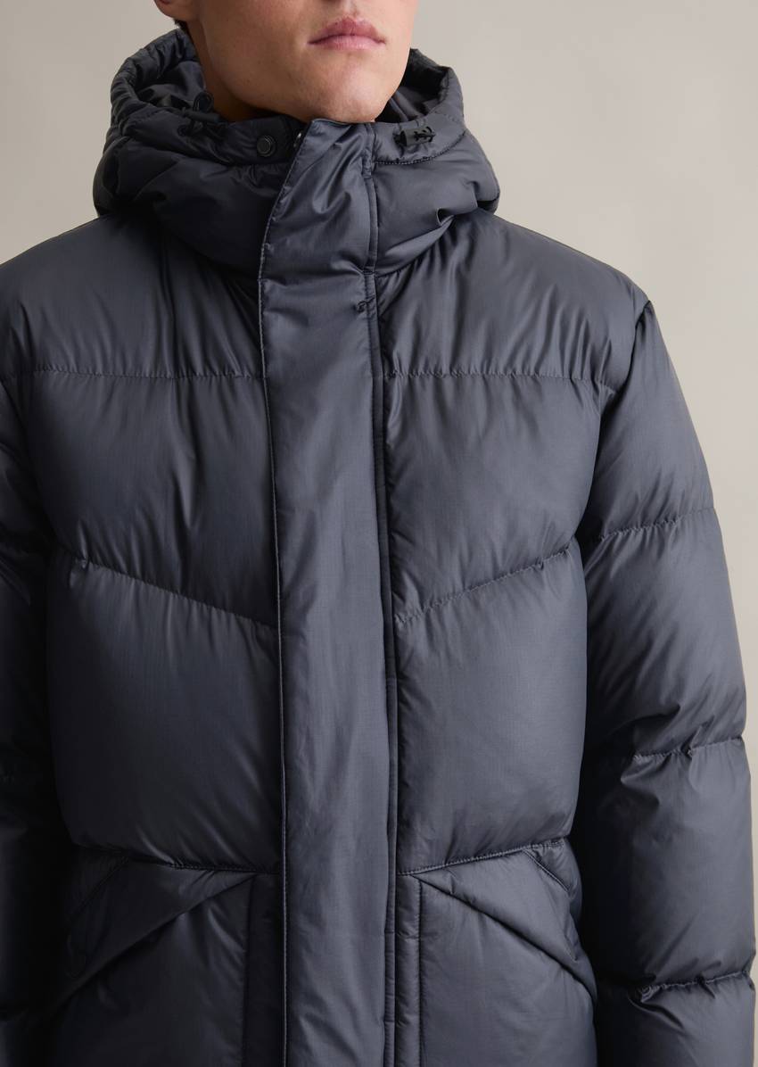Down coat regular with fixed hood