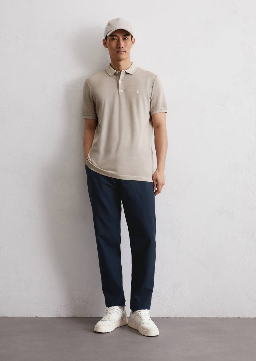 Piqué shaped polo shirt made from organic cotton stretch