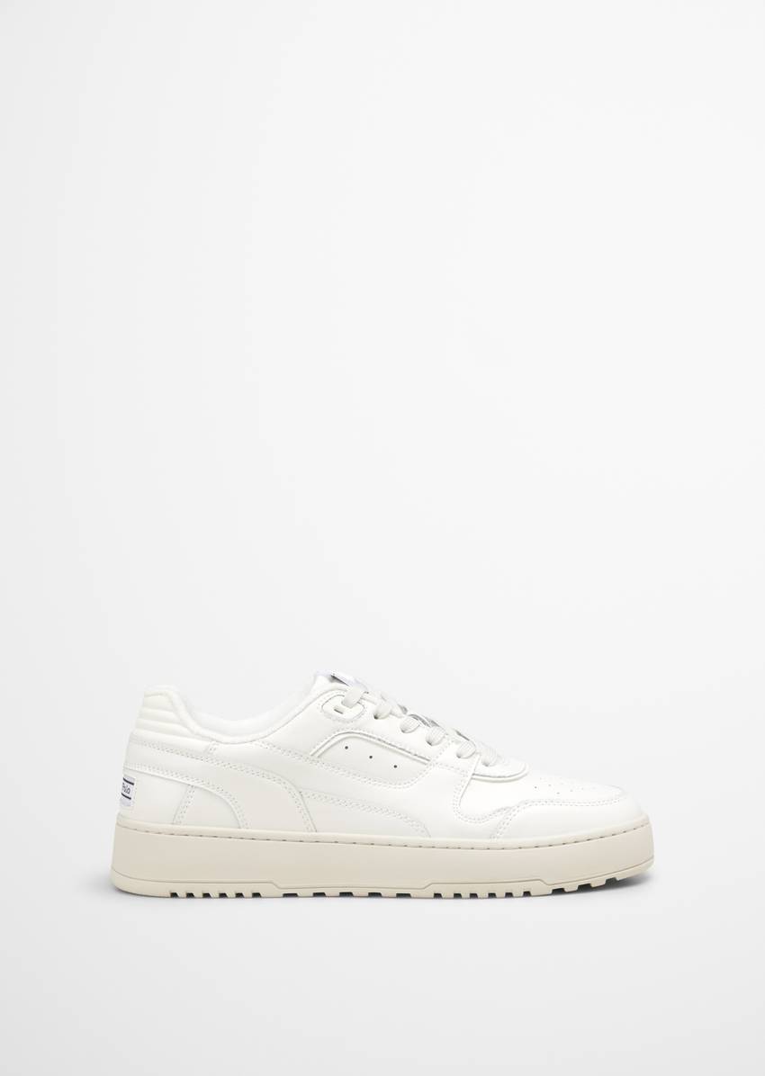 Sneaker made from fine cowhide