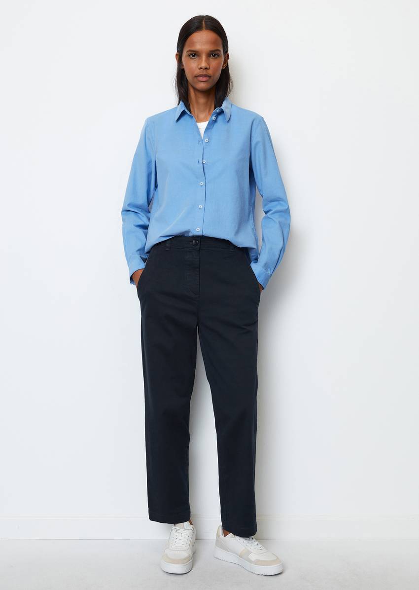 Blouse in velvety corduroy quality