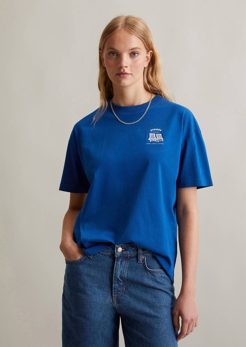 Basic relaxed T-shirt made from organic cotton