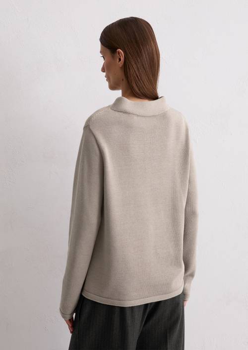 Knitted sweater slim made from organic cotton