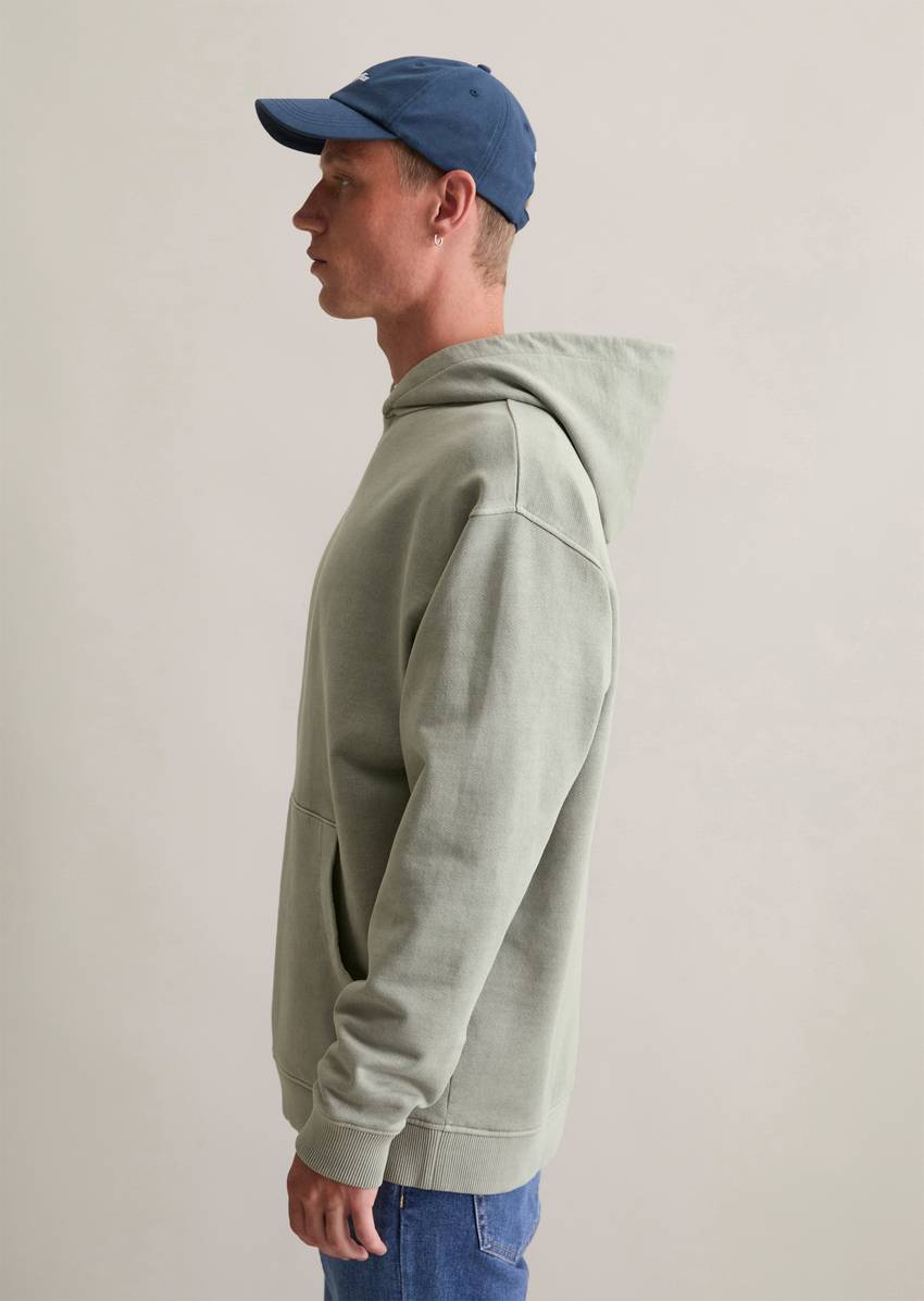 Relaxed logo hoodie made from recycled cotton