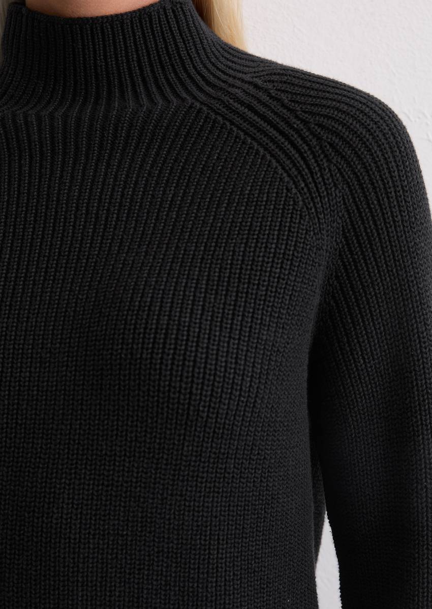 DfC knitted sweater regular made from organic cotton