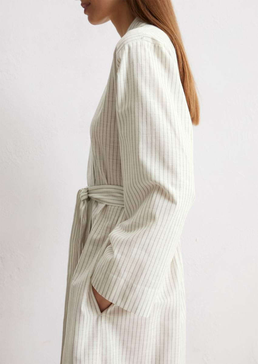 Ladies' bathrobe made from pure organic cotton