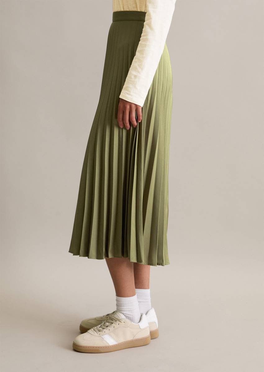 Pleated skirt A-Shape made from recycled polyester
