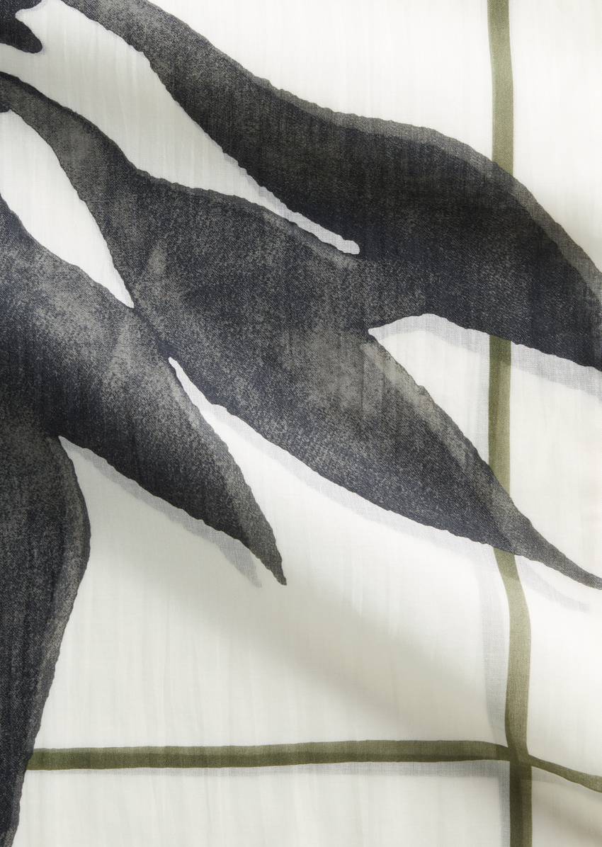 Scarf with all-over print with TENCEL™ Lyocell