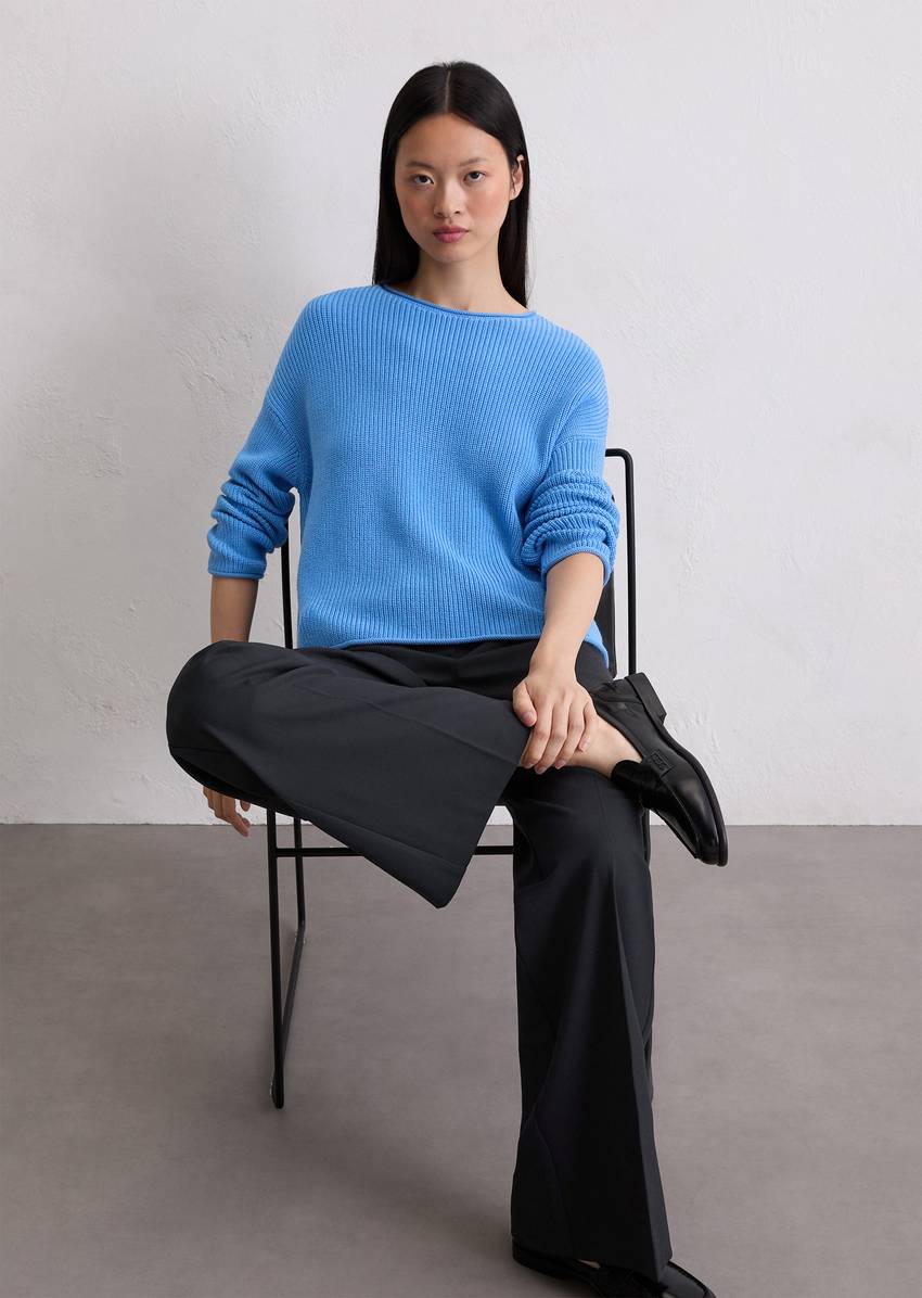 DfC knitted sweater oversize made from heavyweight organic cotton