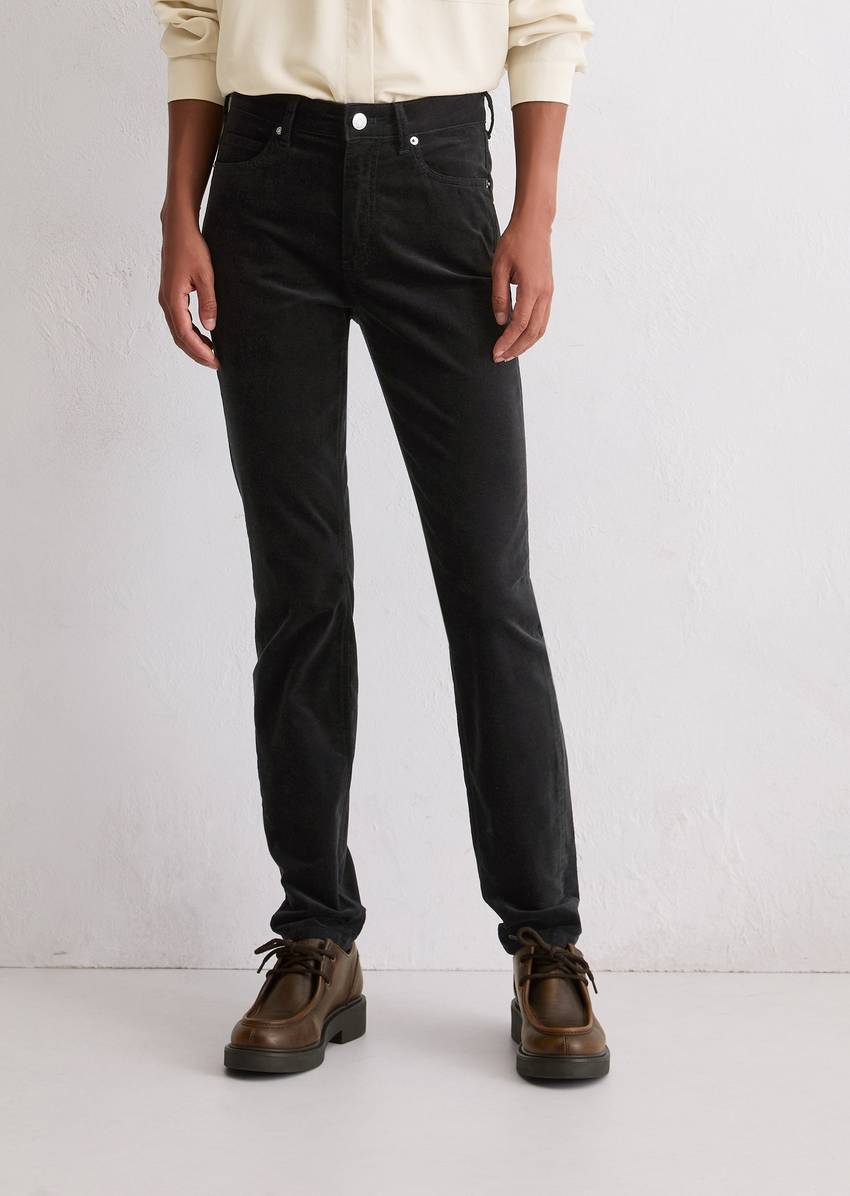 Velvet pants model Alkea slim made from an organic cotton stretch blend