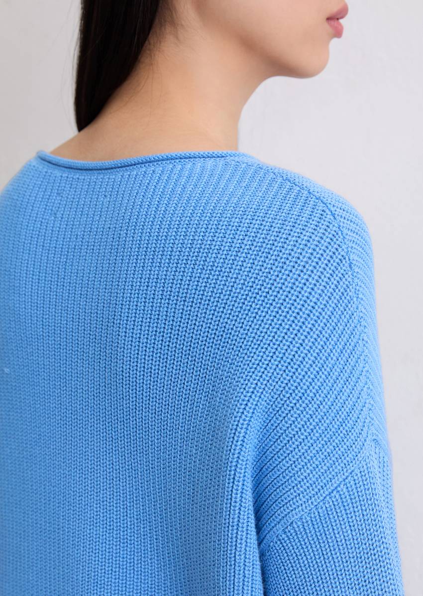 DfC knitted sweater oversize made from heavyweight organic cotton