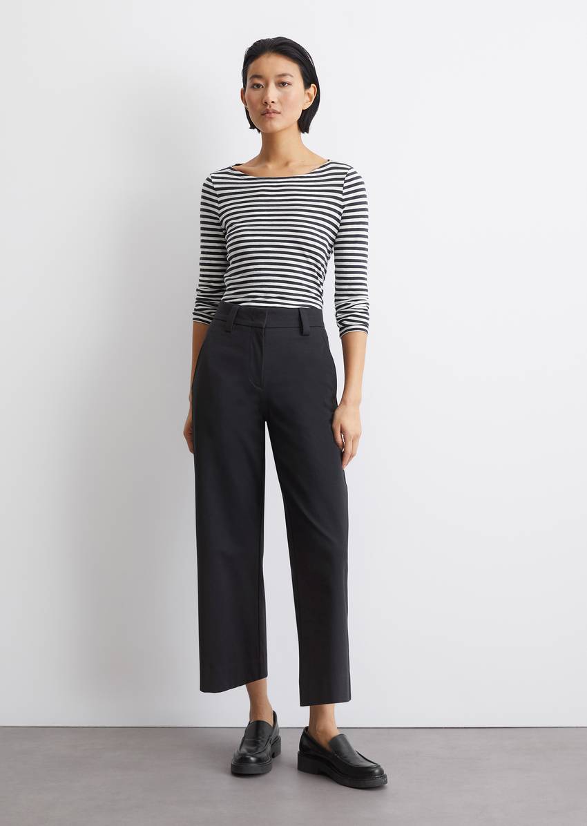 Wide trousers in interlock jersey in a stretchy organic cotton blend