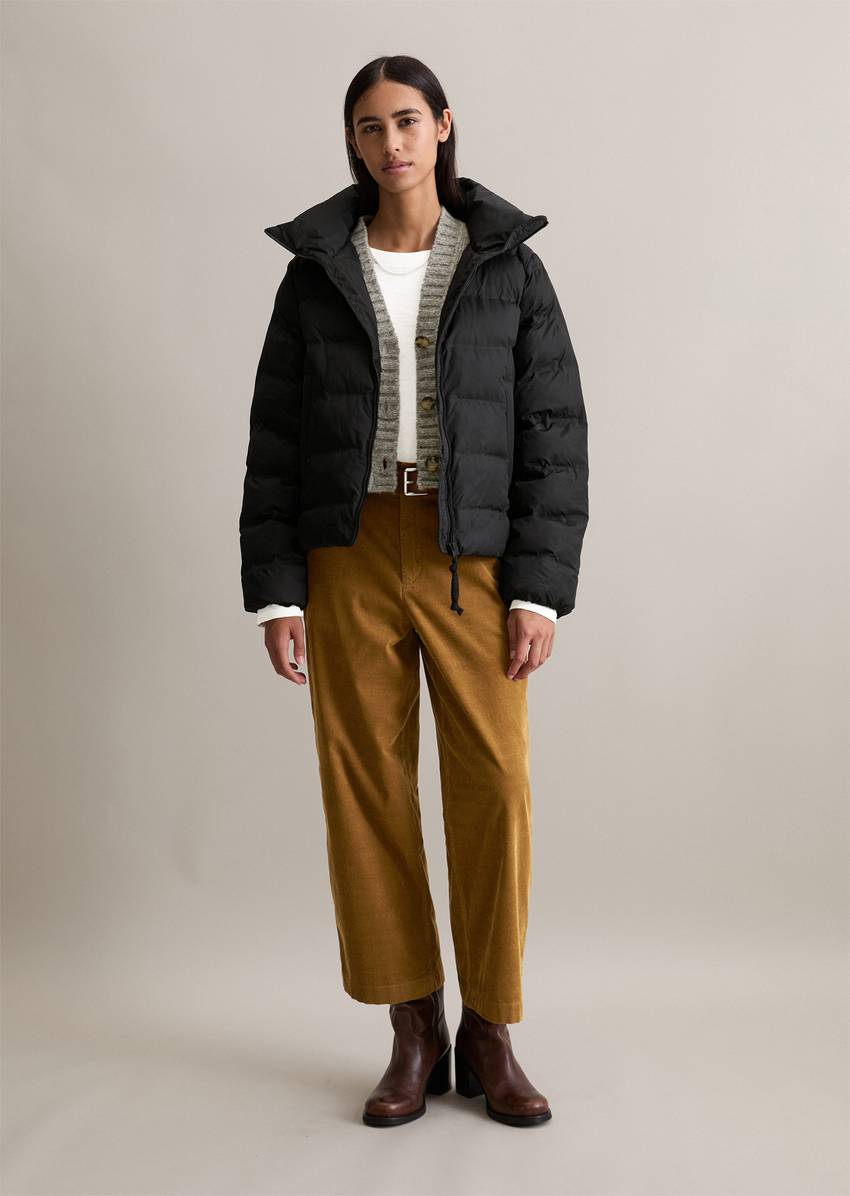 Regular puffer jacket with water-repellent surface