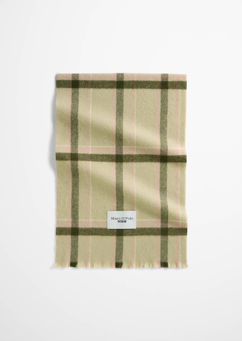 Wool scarf with check pattern