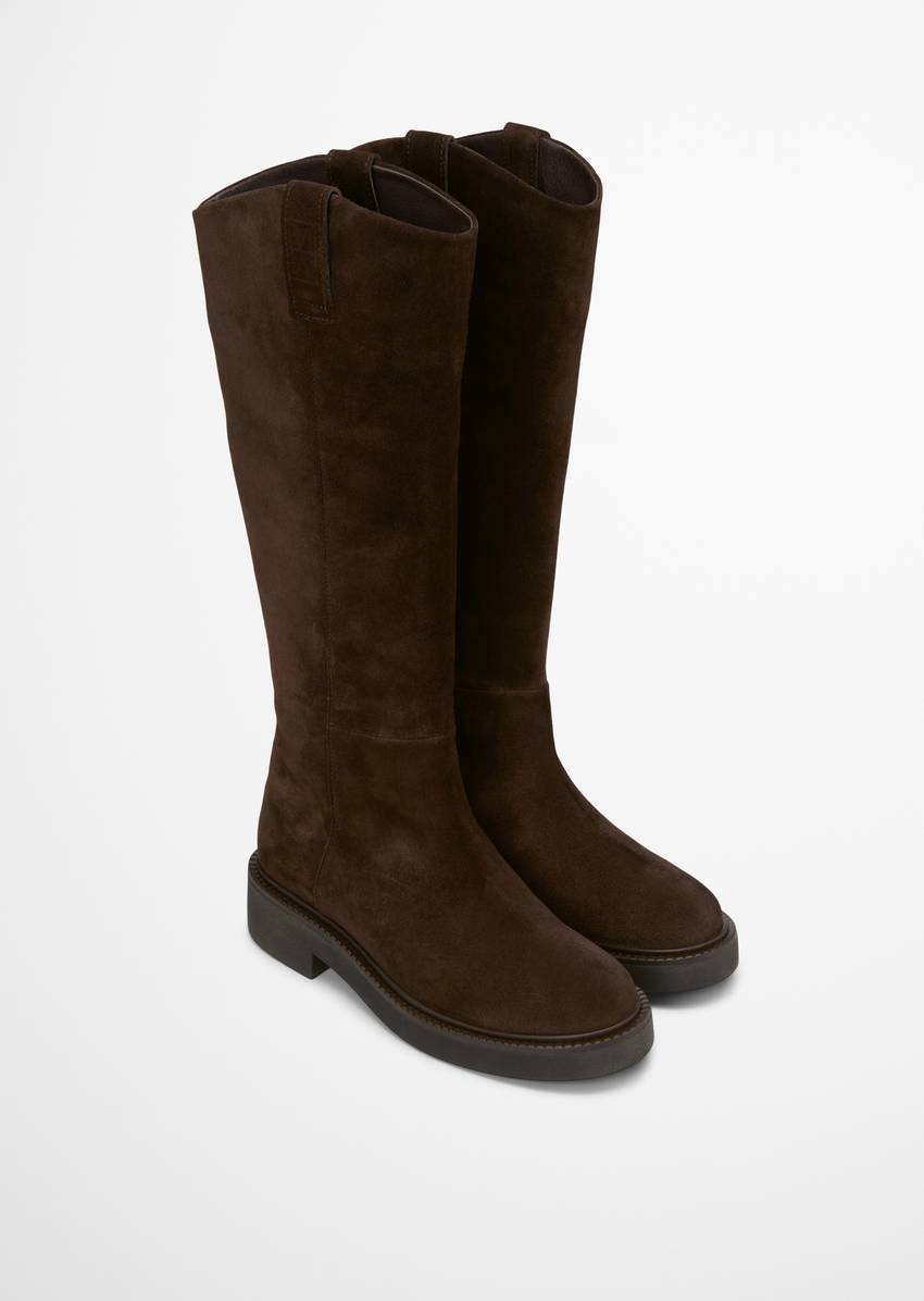 Boots model Perla made from high-quality suede cowhide