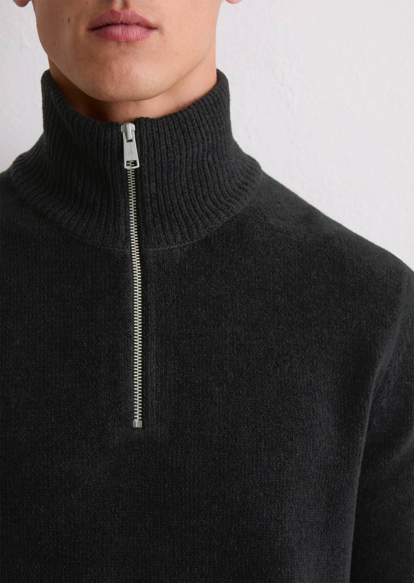 Troyer regular made from fine chenille